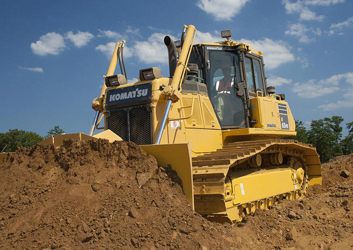 Бульдозер Komatsu D65
